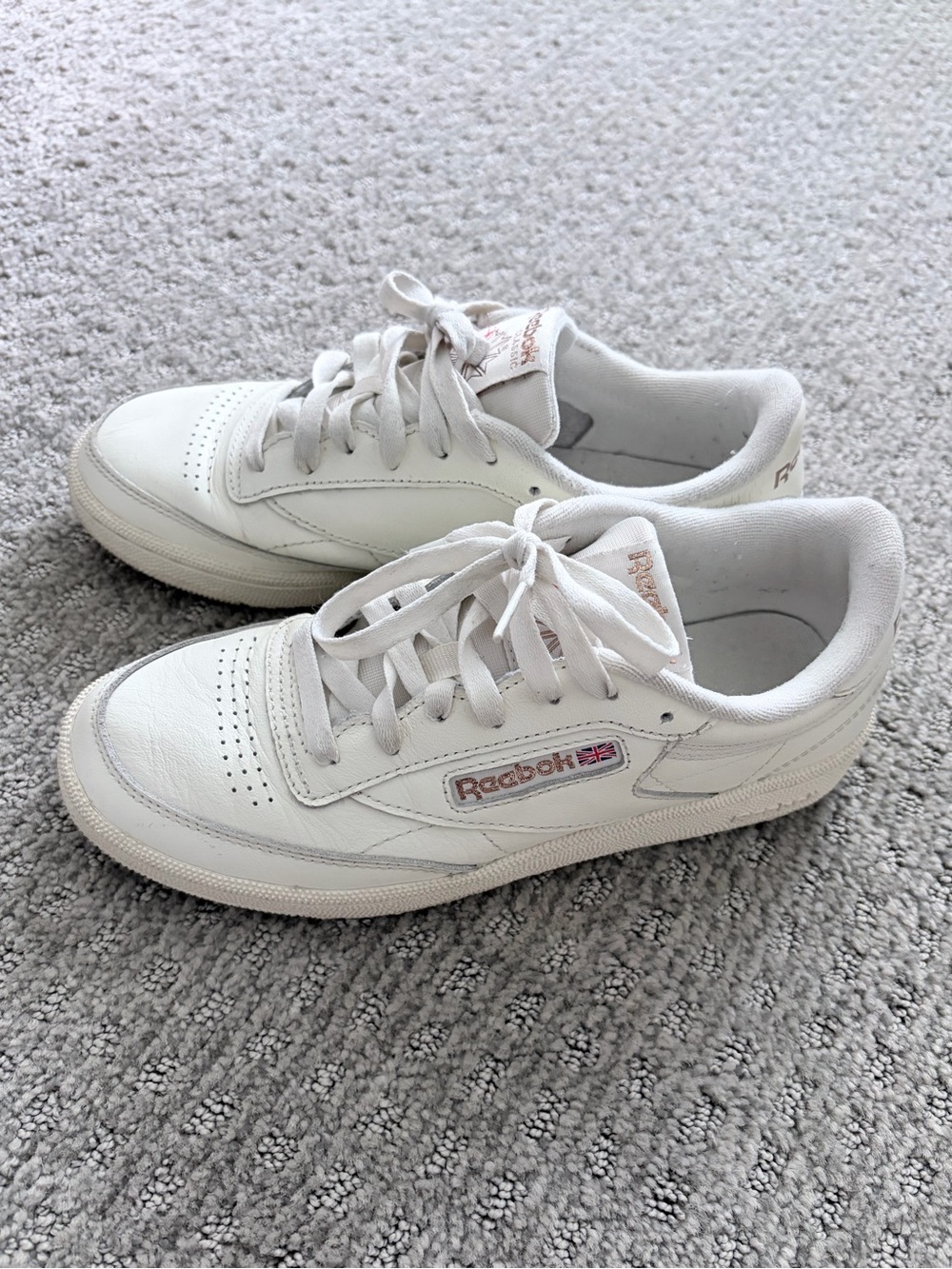 Reebok Club C 85 Vintage Womens Size 7.5 Ivory Athletic Lifestyle Shoes Sneakers